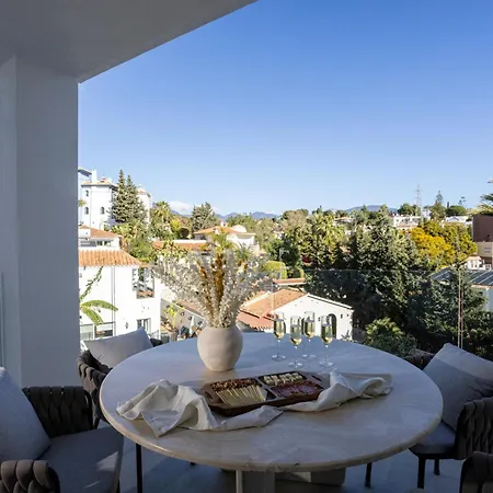 Villa Vacation I Ballesteros, Golf, Private Heated Pool, Sauna & Gym *