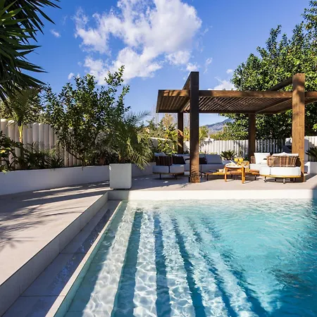 Vacation I Ballesteros, Golf, Private Heated Pool, Sauna & Gym